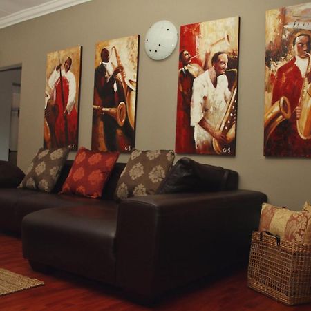 Aalwyns Guesthouse Vanderbijlpark Εξωτερικό φωτογραφία