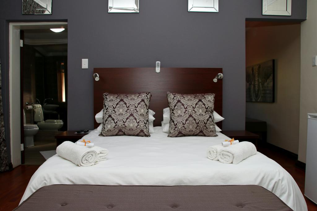 Aalwyns Guesthouse Vanderbijlpark Δωμάτιο φωτογραφία