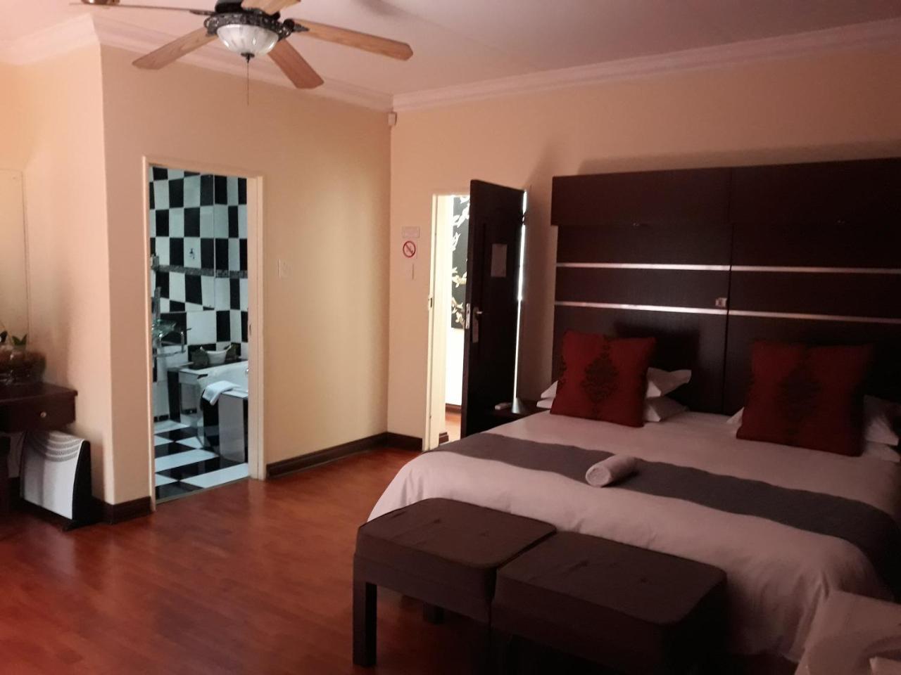 Aalwyns Guesthouse Vanderbijlpark Εξωτερικό φωτογραφία